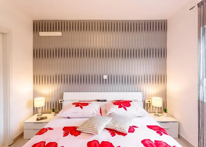 Luxury Budimir Apartment *