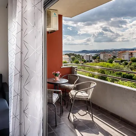 Luxury Budimir * Подстрана