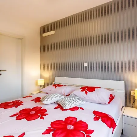 Luxury Budimir Апартаменты *