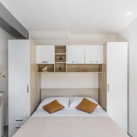 Luxury Budimir Апартаменты *